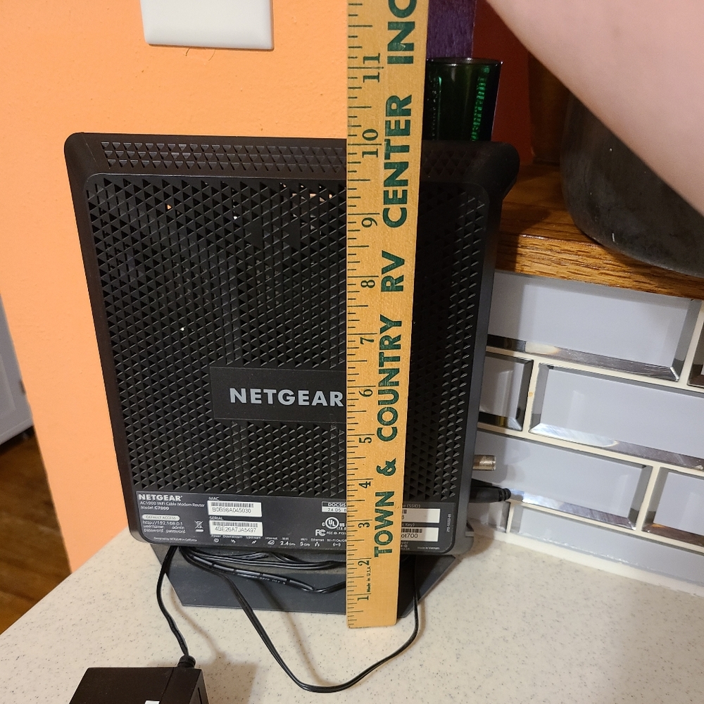 Netgear wifi unit - Picture 5 of 7